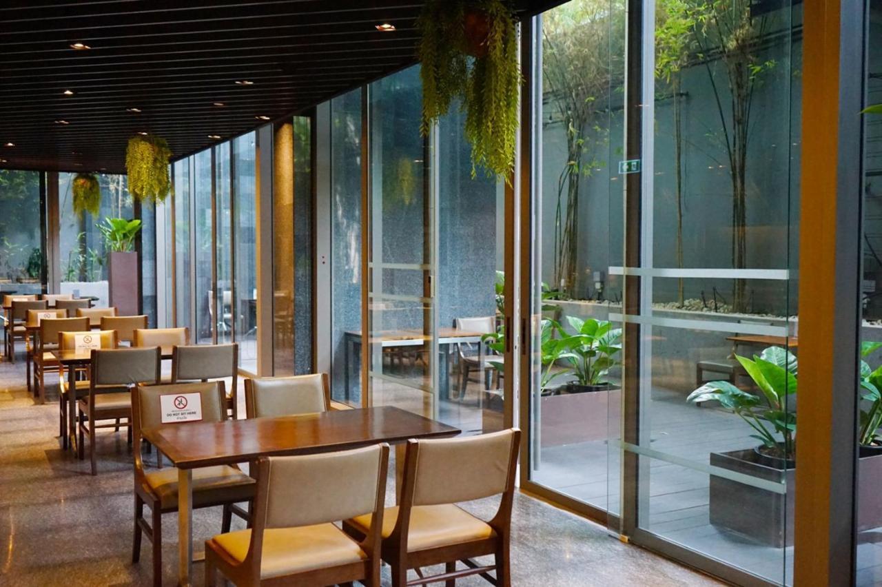 Amara Bangkok Hotel Exterior photo Restaurant