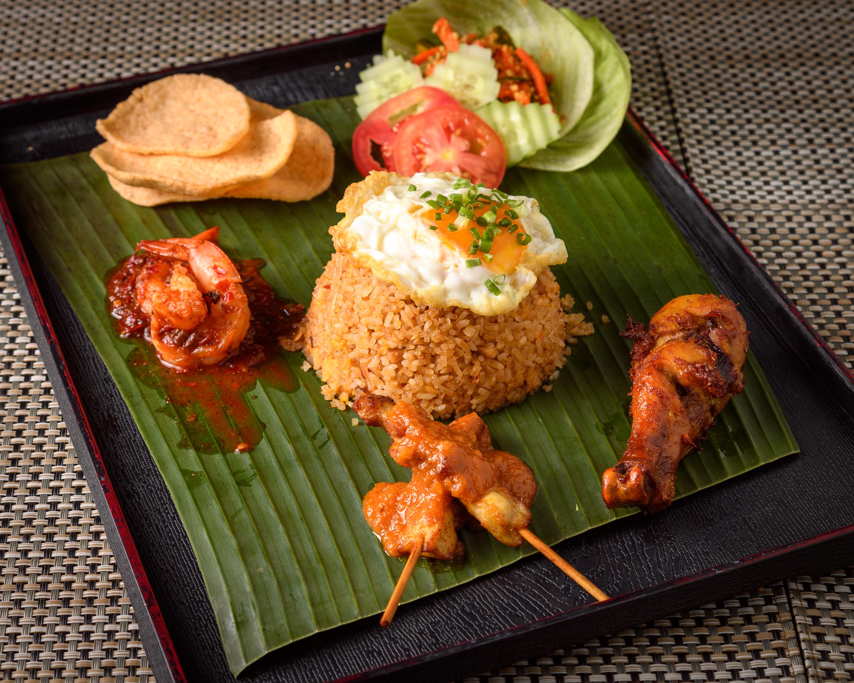 Amara Bangkok Hotel Exterior photo A plate of nasi kandar